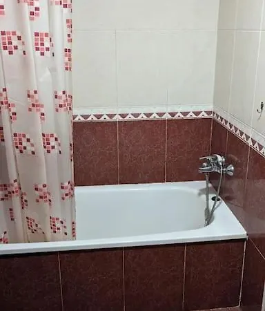 En
